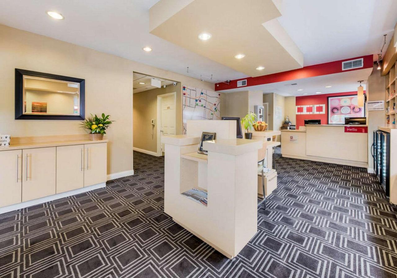 Birch Hills Suites - Blue Ash Εξωτερικό φωτογραφία