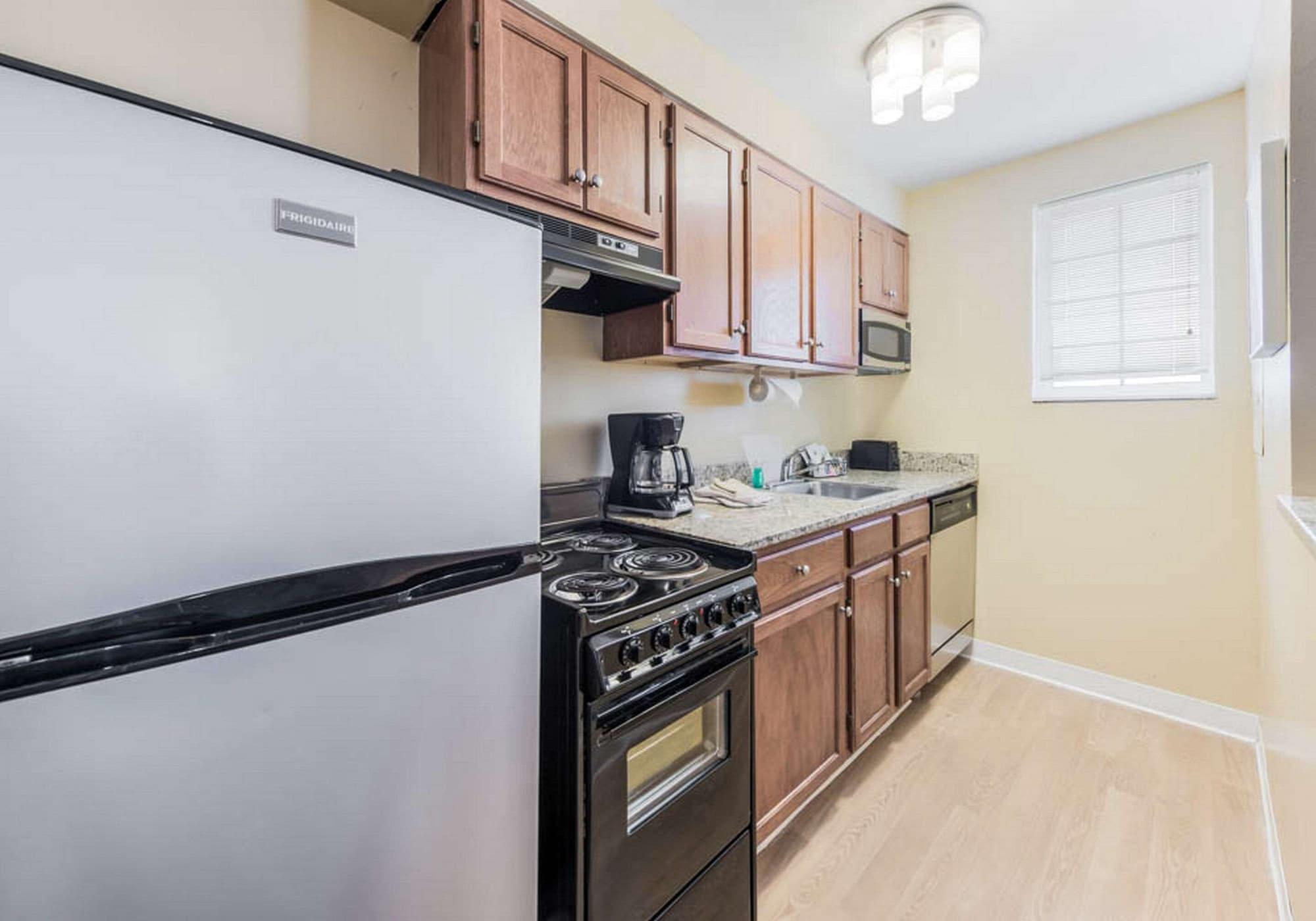 Birch Hills Suites - Blue Ash Εξωτερικό φωτογραφία