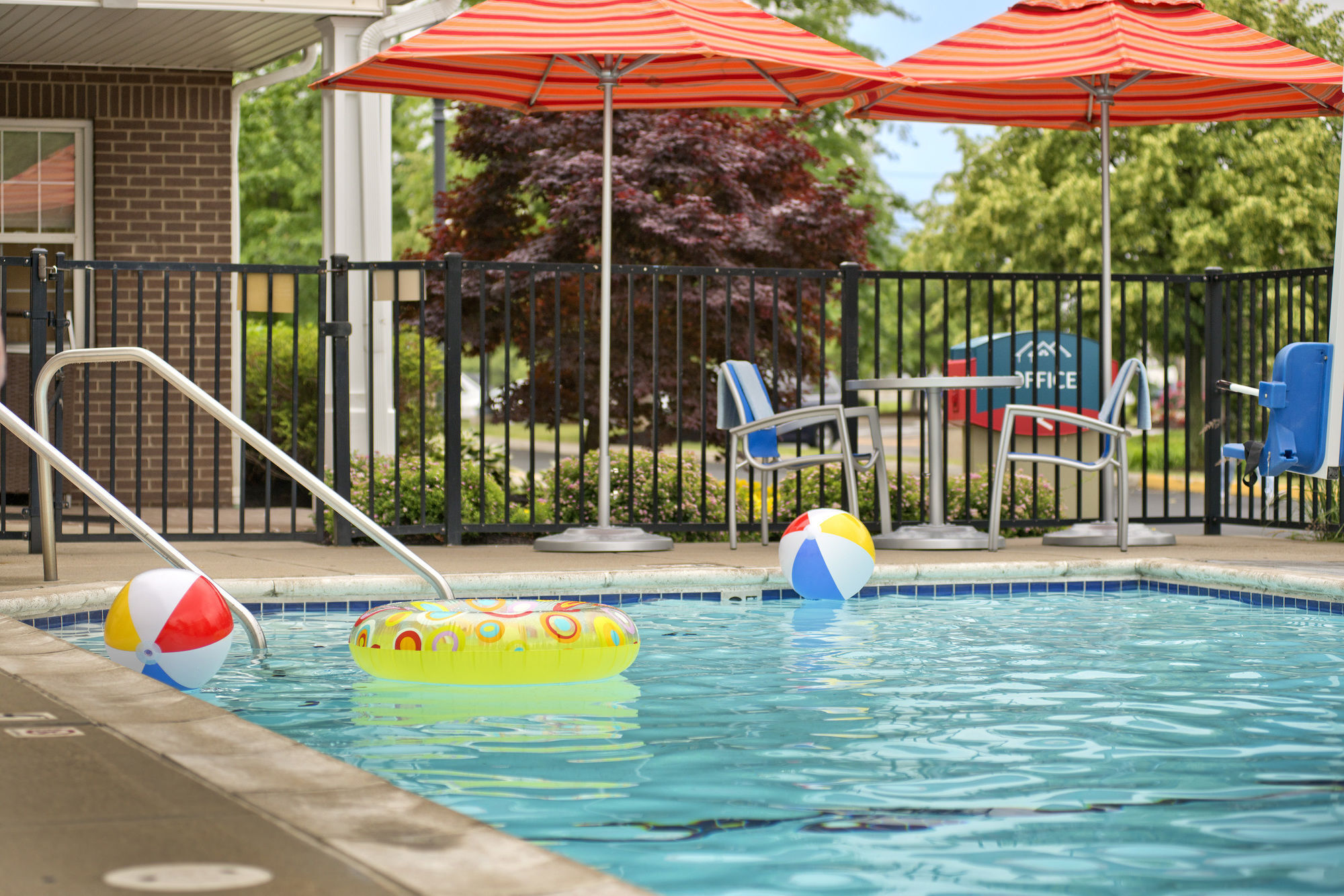 Birch Hills Suites - Blue Ash Εξωτερικό φωτογραφία
